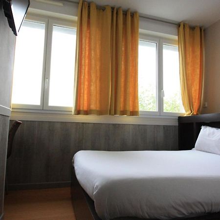 Hotel De La Rade Брест Экстерьер фото