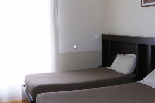 Hotel De La Rade Брест Экстерьер фото